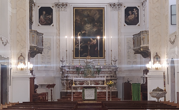 Interno della chiesa