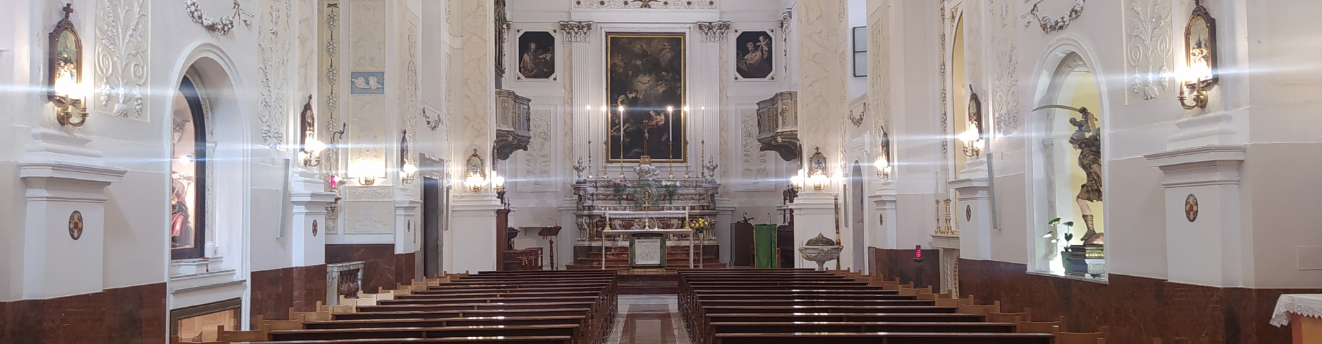 Interno della Parrocchia Santa Maria Altafonte